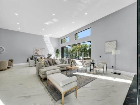 18802  Saginaw Drive  , Irvine, CA