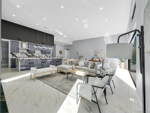 18802  Saginaw Drive  , Irvine, CA