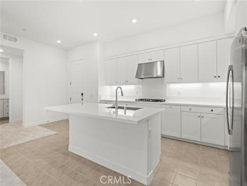 491  Mulligan  , Irvine, CA