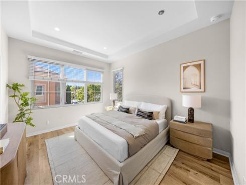 92  Bianco  , Irvine, CA