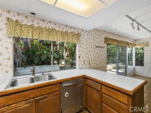 2  Bluebird  , Irvine, CA