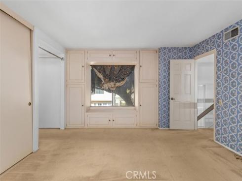 2  Bluebird  , Irvine, CA