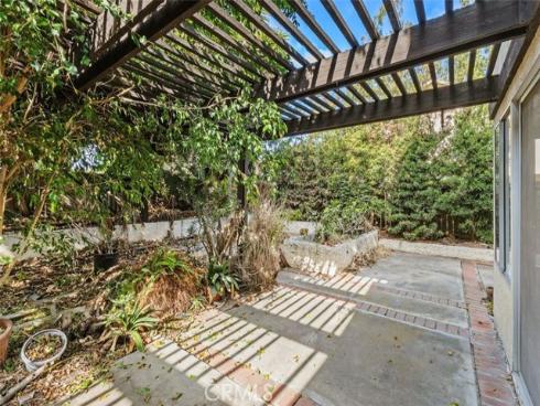 2  Bluebird  , Irvine, CA