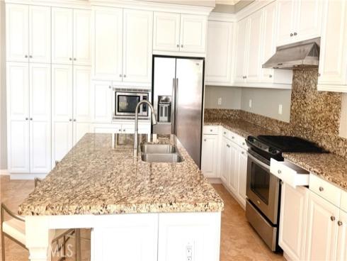 24  Oakfield  , Irvine, CA