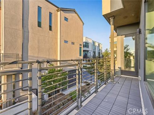 156  Keeper  , Irvine, CA