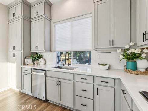 156  Keeper  , Irvine, CA