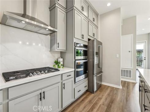 156  Keeper  , Irvine, CA