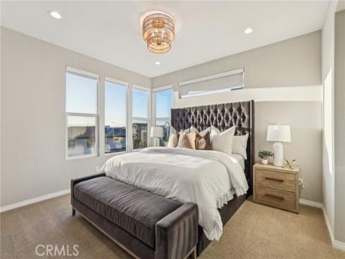 156  Keeper  , Irvine, CA