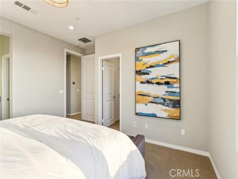 156  Keeper  , Irvine, CA