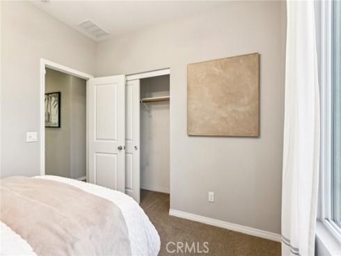 156  Keeper  , Irvine, CA