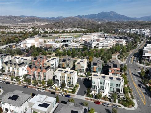 156  Keeper  , Irvine, CA