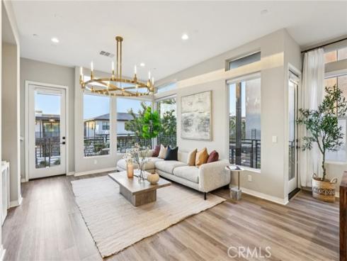 156  Keeper  , Irvine, CA