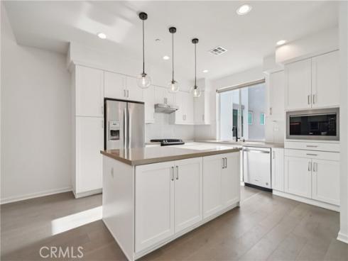 170  Fable  , Irvine, CA