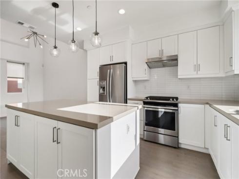 170  Fable  , Irvine, CA