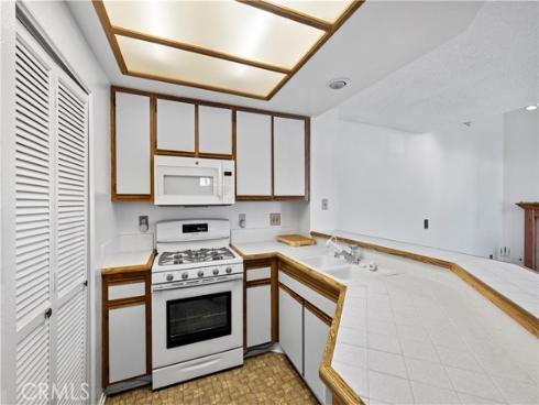 123  Fallingstar  , Irvine, CA