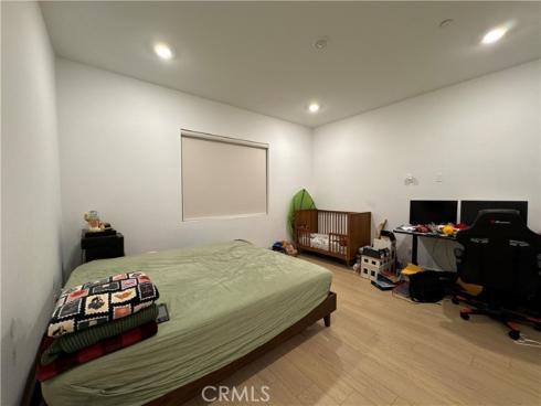 105  Sash  , Irvine, CA