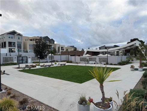 105  Sash  , Irvine, CA