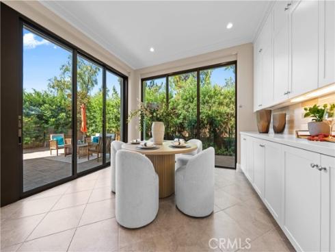 100  Viano  , Irvine, CA