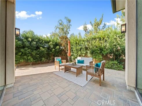 100  Viano  , Irvine, CA