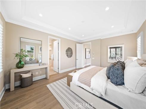 100  Viano  , Irvine, CA