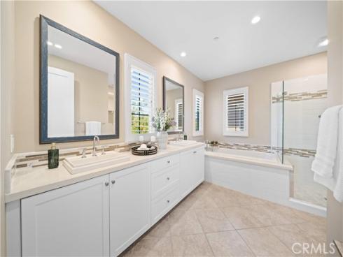 100  Viano  , Irvine, CA