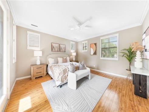 23  Vacaville  , Irvine, CA