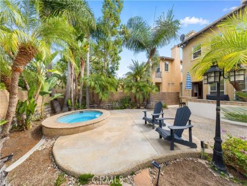 23  Vacaville  , Irvine, CA