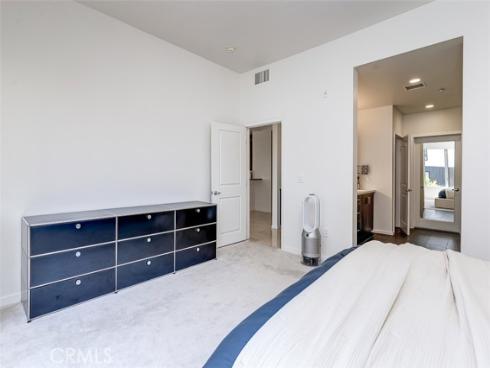 21  Gramercy  306 , Irvine, CA