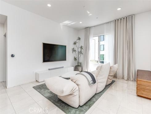 21  Gramercy  306 , Irvine, CA