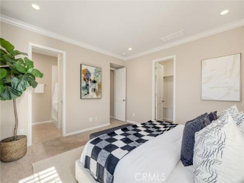 56  Strawberry  , Irvine, CA