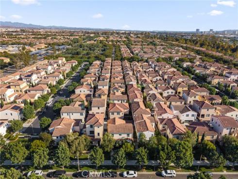 56  Strawberry  , Irvine, CA