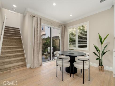 56  Strawberry  , Irvine, CA