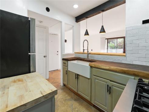 348  Orange Blossom  154 , Irvine, CA