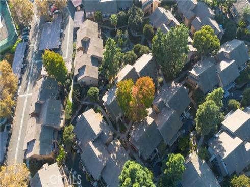 348  Orange Blossom  154 , Irvine, CA