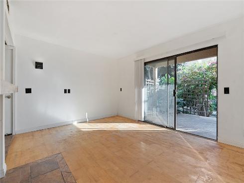 348  Orange Blossom  154 , Irvine, CA