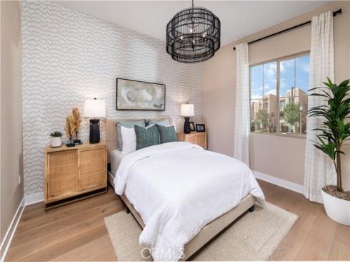 182  Carmine  , Irvine, CA