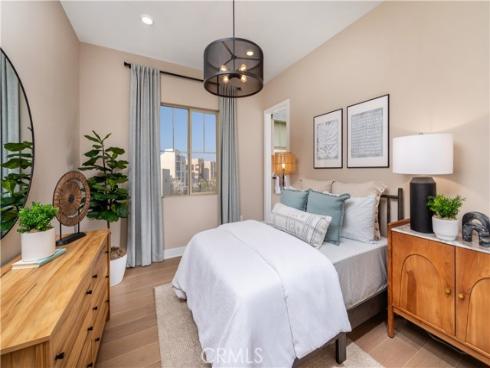 182  Carmine  , Irvine, CA