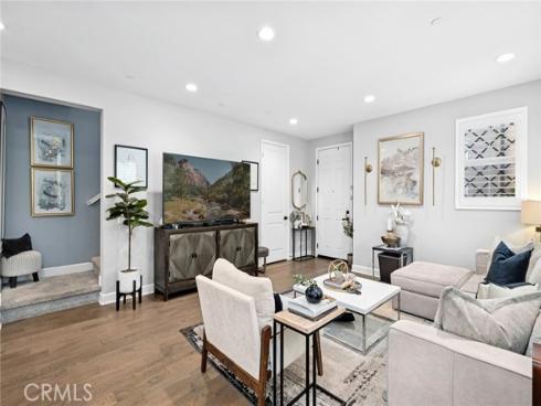 137  Halo  , Irvine, CA