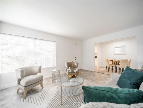 46  Echo  16  Run, Irvine, CA