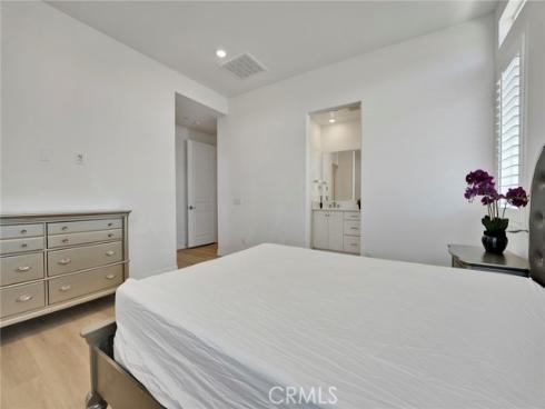 248  Culture  , Irvine, CA