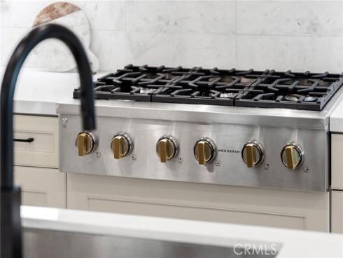 134  Aspect  , Irvine, CA