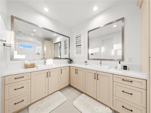 134  Aspect  , Irvine, CA