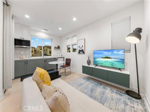 134  Aspect  , Irvine, CA