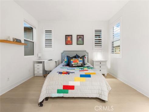 134  Aspect  , Irvine, CA