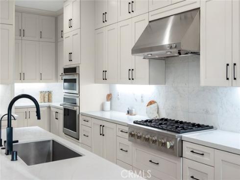 134  Aspect  , Irvine, CA