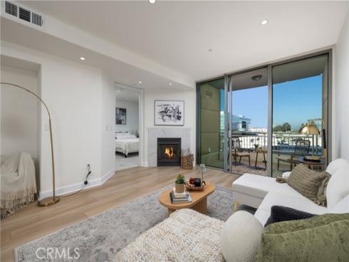 3072  Scholarship  , Irvine, CA