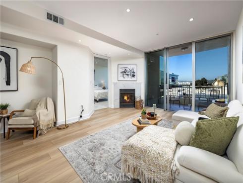 3072  Scholarship  , Irvine, CA