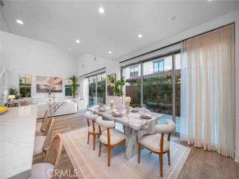 111  Reflection  , Irvine, CA