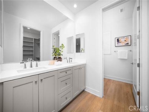 111  Reflection  , Irvine, CA