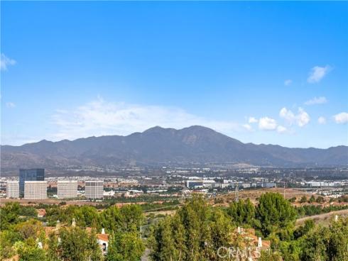 20  Dreamlight  , Irvine, CA